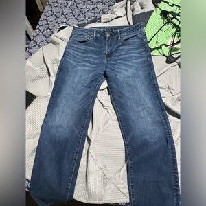 American Eagle Like New Athletic Fit 34 X 34 Jeans.